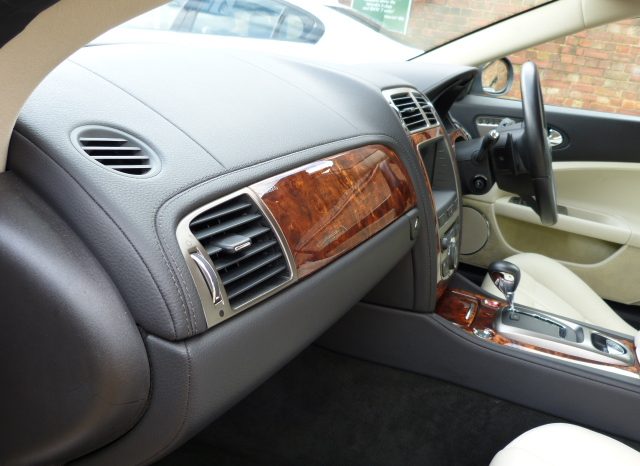 JAGUAR XK 4.2 COUPE – FJSH – 11 STAMPS – 56K full