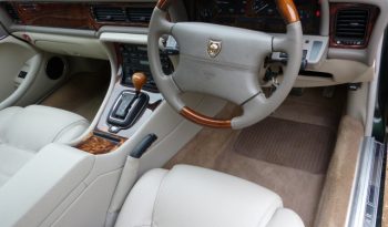 JAGUAR XJ EXECUTIVE (X300) 3.2 AUTO – FSH – 33K full